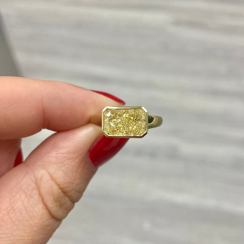 3 carat fancy light yellow diamond ring. Fancy light yellow diamond. Gia certified fancy light yellow diamond. Yellow diamond engagement ring. Canary yellow diamond ring.