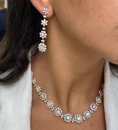 Fine multicolor natural diamond necklace.