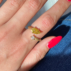 Vivid Yellow Kite Diamond Spiral Ring