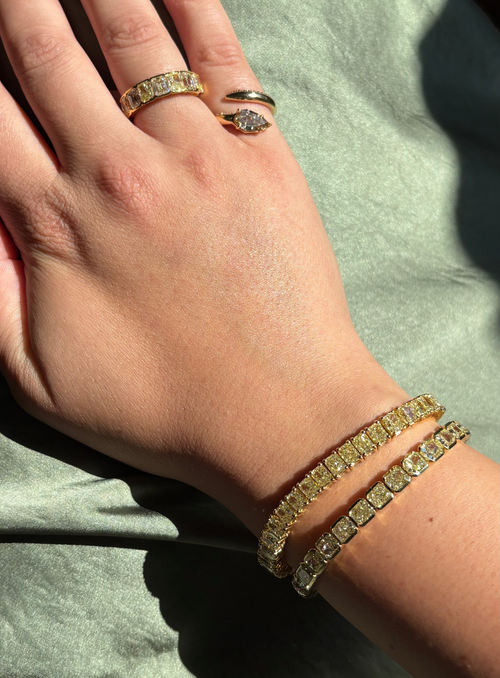 22ct Elongated Radiant Cut Yellow Diamond Tennis bracelet