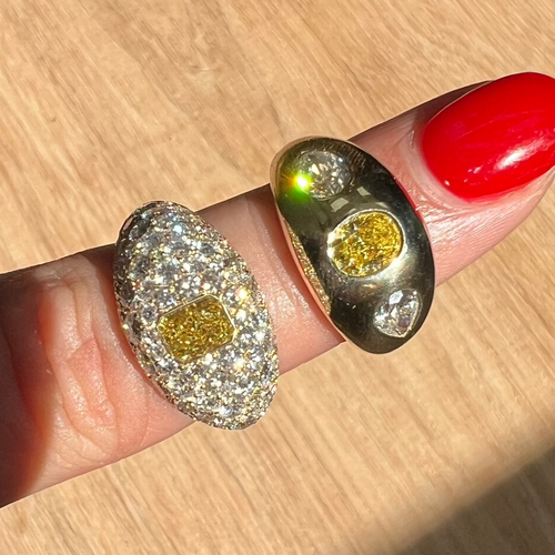 Three stone yellow-white diamond ring