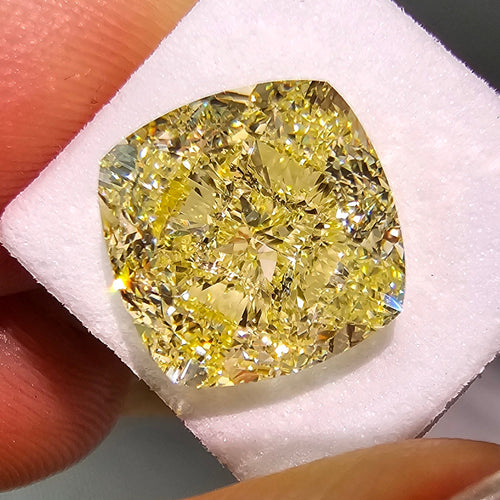 5.01ct Fancy Yellow Cushion Cut Diamond - Loose
