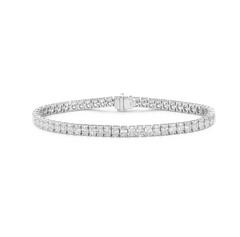 Royal oval tennis bracelet. Oval diamond bracelet. Simple diamond bracelet. White tennis bracelet.