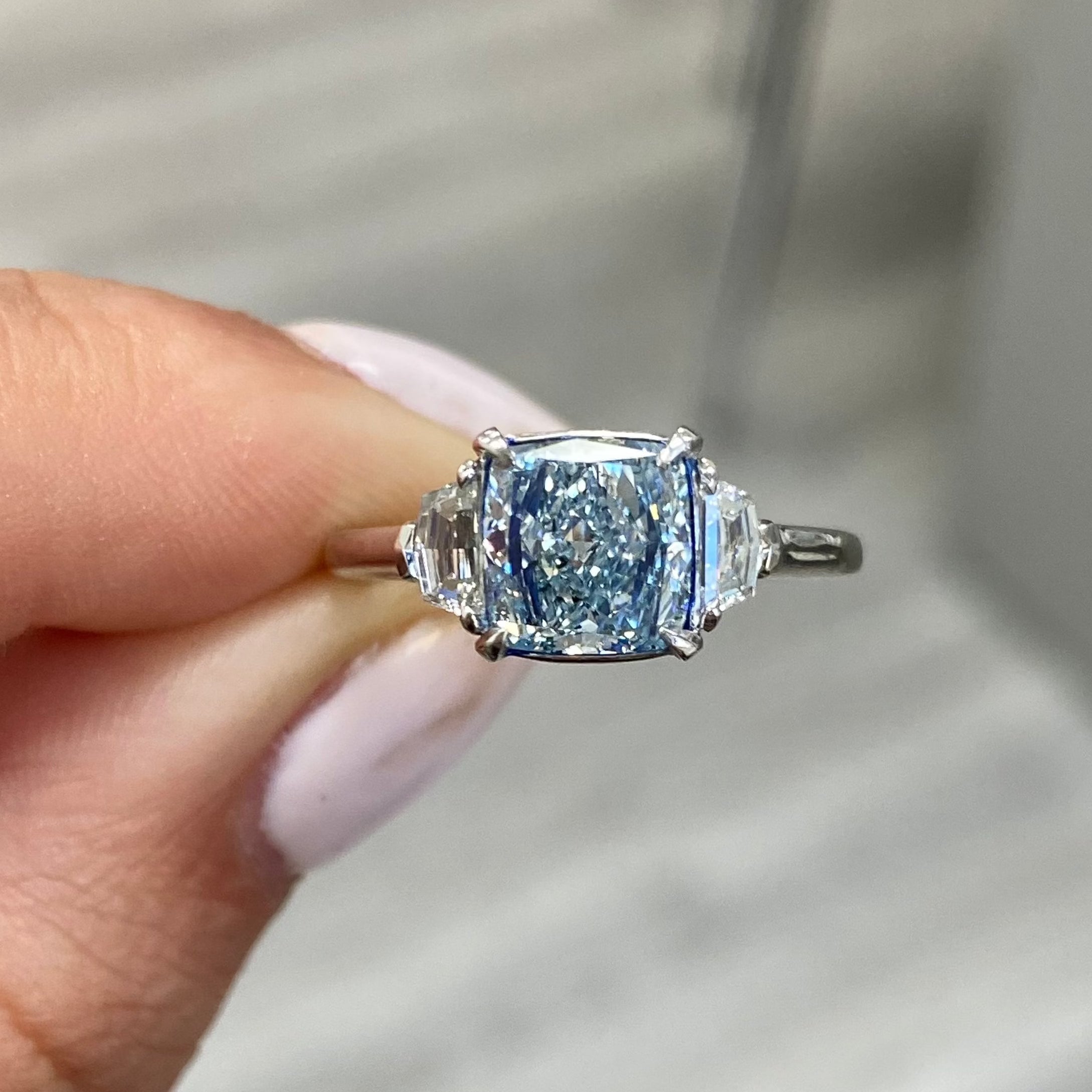 1.67ct Fancy Light Blue Green Diamond Ring