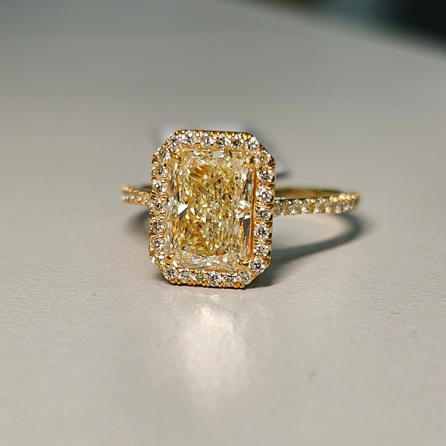 2 carat yellow diamond ring. Yellow diamond ring GIA certified. Yellow diamond jewelry.