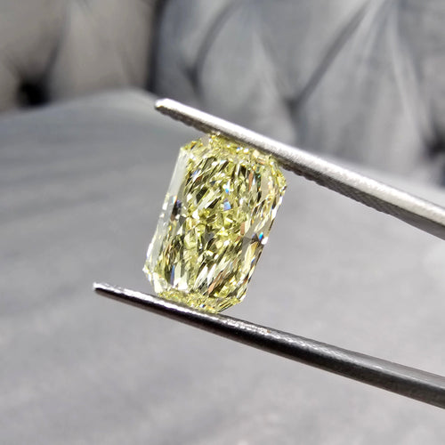 3.76 Carat Fancy Yellow Elongated Radiant Cut Diamond SI1 Clarity Very Good, Excellent cutting No Fluorescence GIA Certified Diamond