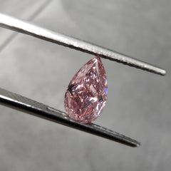 1.01 Carats Total Intense Pink GIA Certified Diamond Pear Shape Diamond SI2 Clarity Very Good and Good Cutting Strong Blue Fluorescence