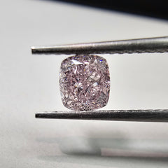 Natural pink diamond, GIA certified with VVS1 clarity