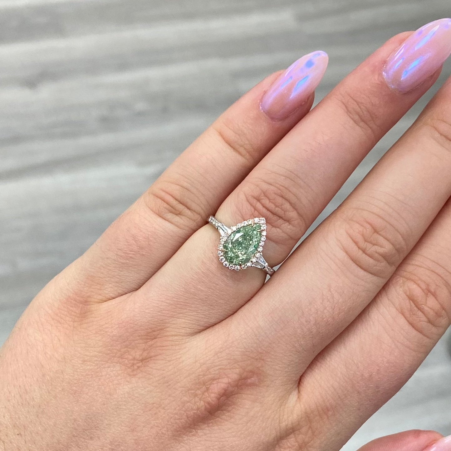 J-Lo green diamond ring, green diamond pear shape ring, green diamond, natural green diamond, pear shape diamond ring.