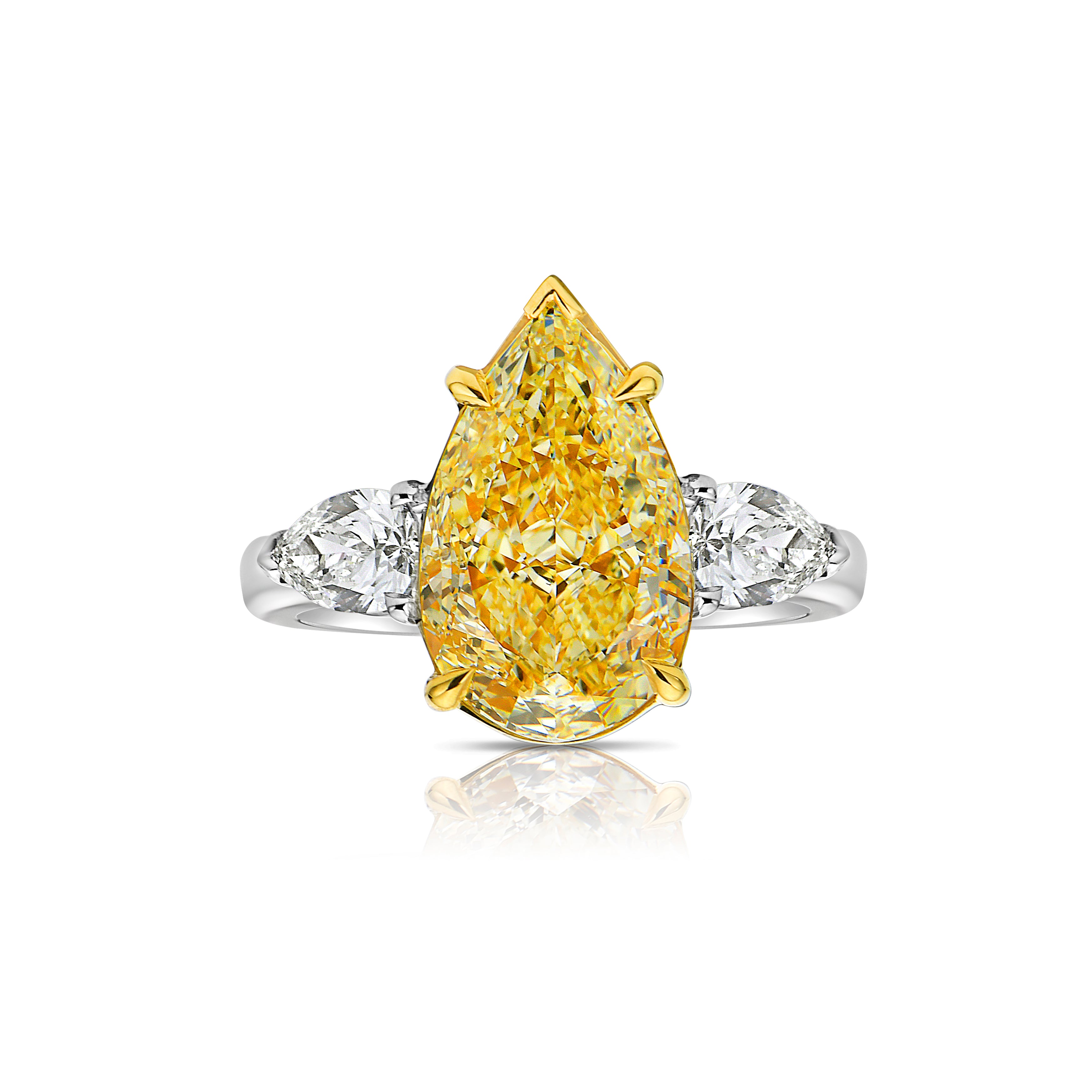 4.04ct Light Yellow Pear Diamond Ring