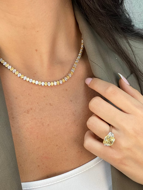 24ct Alternating Yellow and White Oval Diamond Necklace