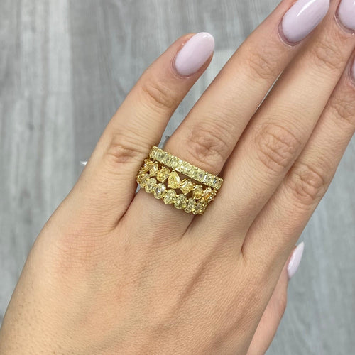 fancy yellow Oval diamond eternity ring. Yellow diamond oval eternity ring. Yellow diamond band. Canary diamond band. Yellow oval diamonds. Fancy yellow oval diamond ring. Yellow diamond stackable rings.