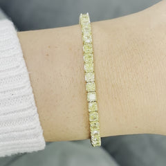 Natural yellow diamond bracelet, yellow diamond bracelet, diamond tennis bracelet, yellow diamond tennis bracelet, cushion cut diamonds, yellow cushion cut diamods, yelloe cushion tennis bracelet