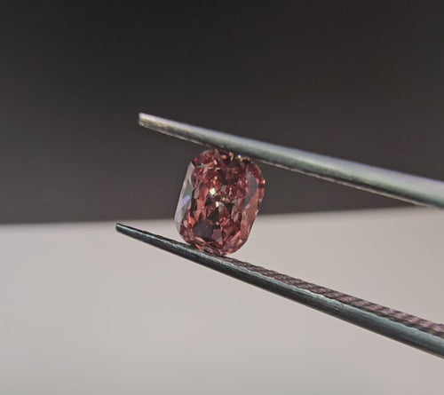 fancy intense orangy pink diamond, natural gia certified intense diamond