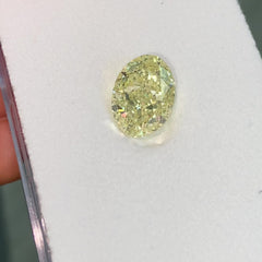 3.65ct Fancy Light Yellow Oval Cut Diamond - Loose