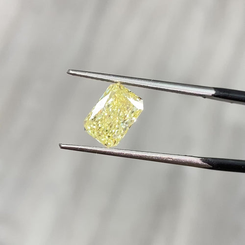 Elongated Fancy yellow diamond radiant cut, fancy yellow elongated radiant diamond, elongated radiant diamond, radiant cut diamond, yellow diamond, natural yellow diamond, canary yellow diamond, yellow radiant diamond