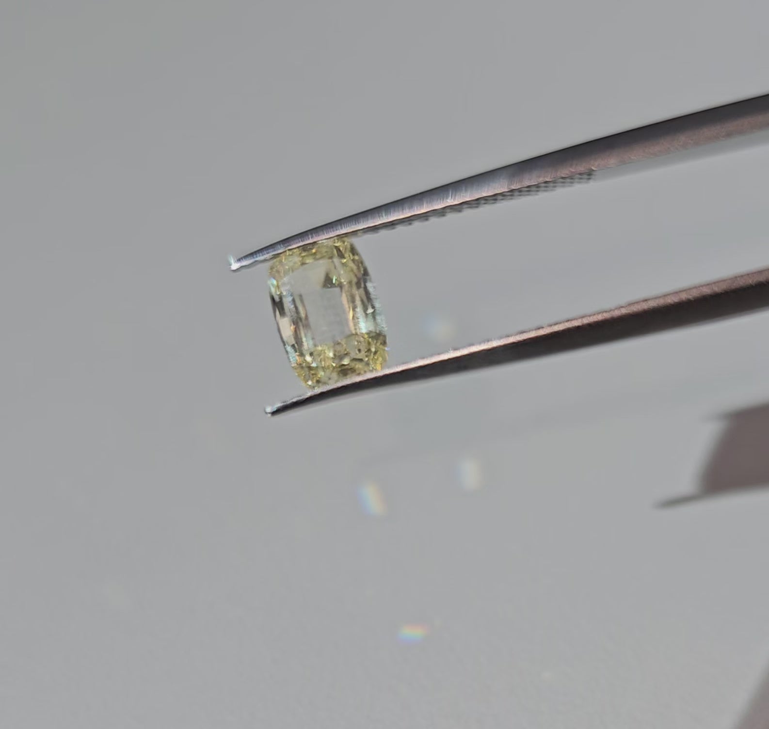 radiant cut diamond, unique cut diamond, yellow diamond, canary diamond, natural yellow diamond