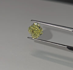 natural yellow diamond, canary diamond, radiant diamond