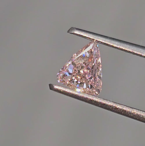 0.29ct GIA Fancy Orangy Pink SI1 Trillion - Loose