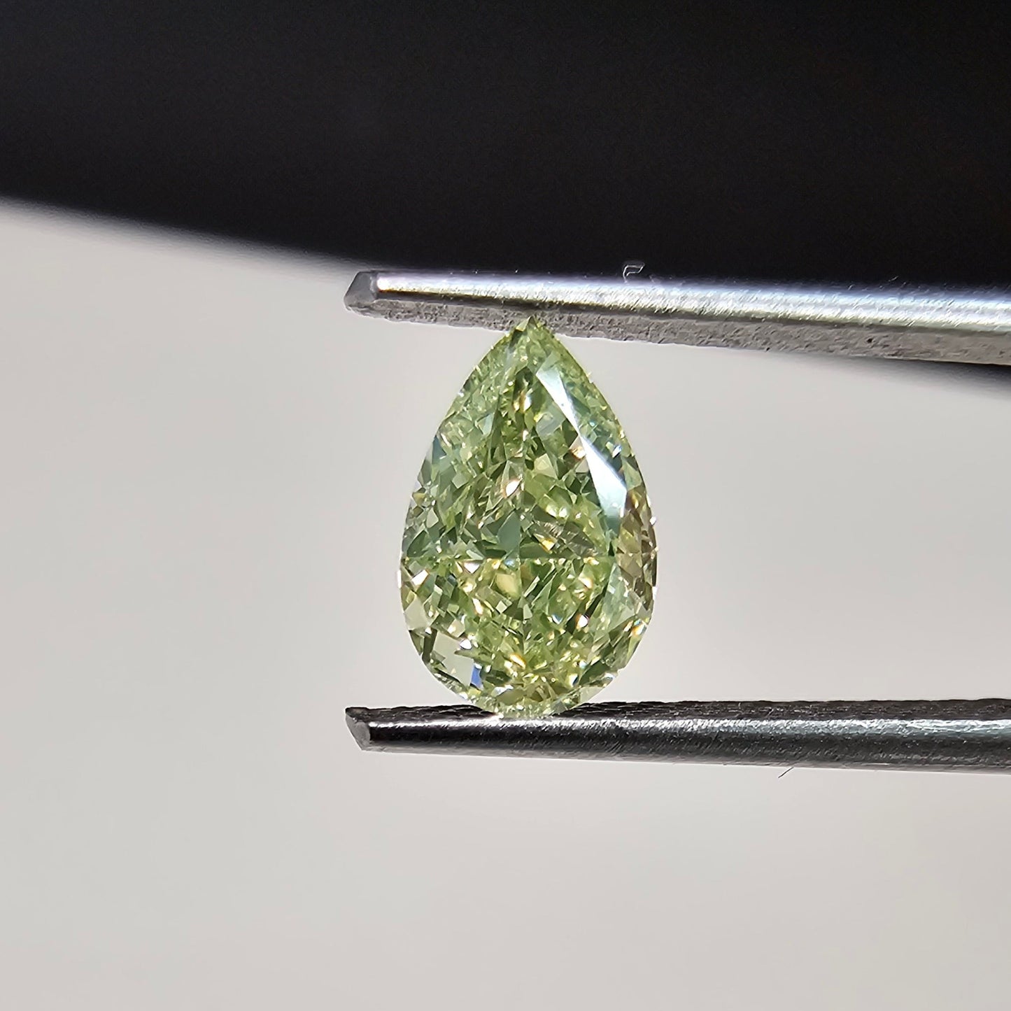 natural green diamond, green pear shape diamond, rare. green diamond affordable 