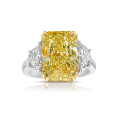 8 carat yellow diamond ring. Yellow diamond engagement ring. Yellow diamond radiant cut. Yellow diamond ring. Yellow diamond jewelry.