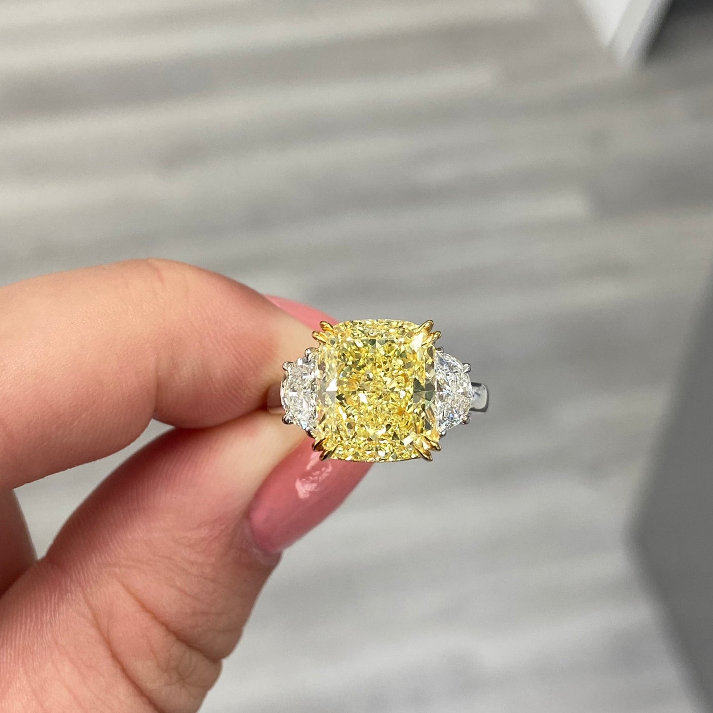 5.61ct GIA Fancy Yellow Diamond Ring
