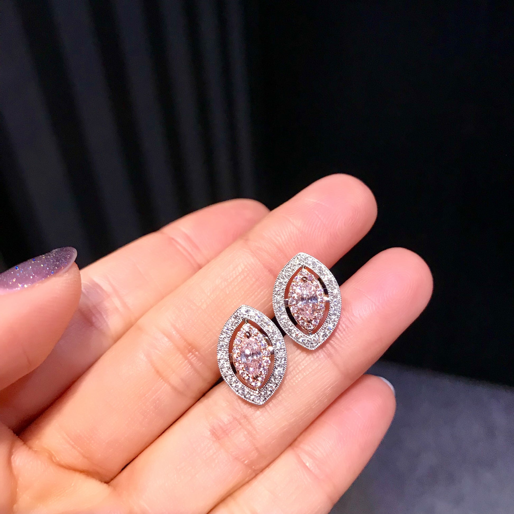 Pink Diamond Earrings. natural pink diamond. pink diamond jewelry.